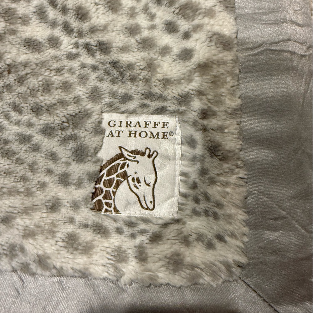 Little giraffe blanket